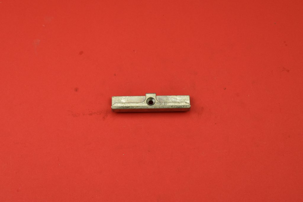 Schüco 241080 Schließstück WSK 61