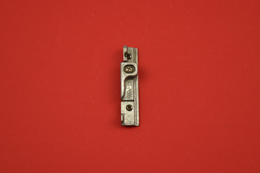 Schüco 218055 / 218056 Riegelstück Royal S und AWS