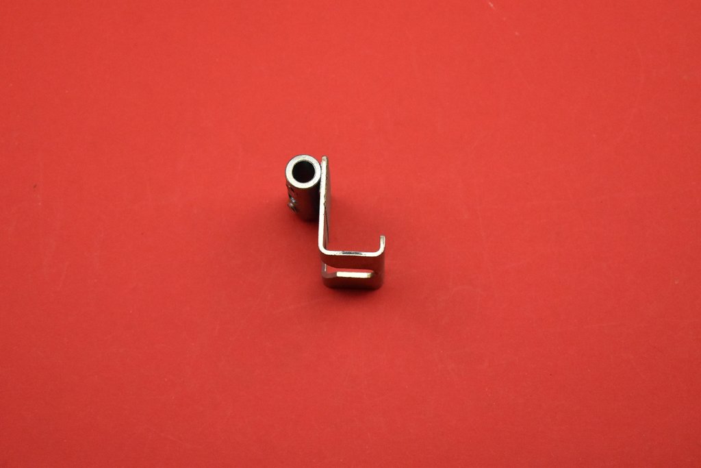 GEZE 29722 Verriegelungsmittnehmer VV2 für Mitnehmerbolzen 11,5mm OL90